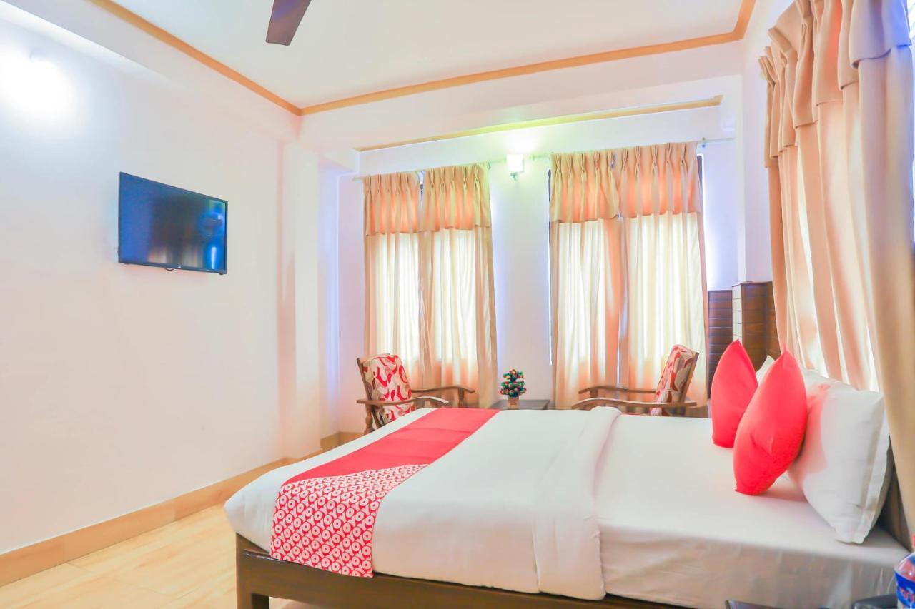 Hotel Alpine Villa Pokhara Exterior foto