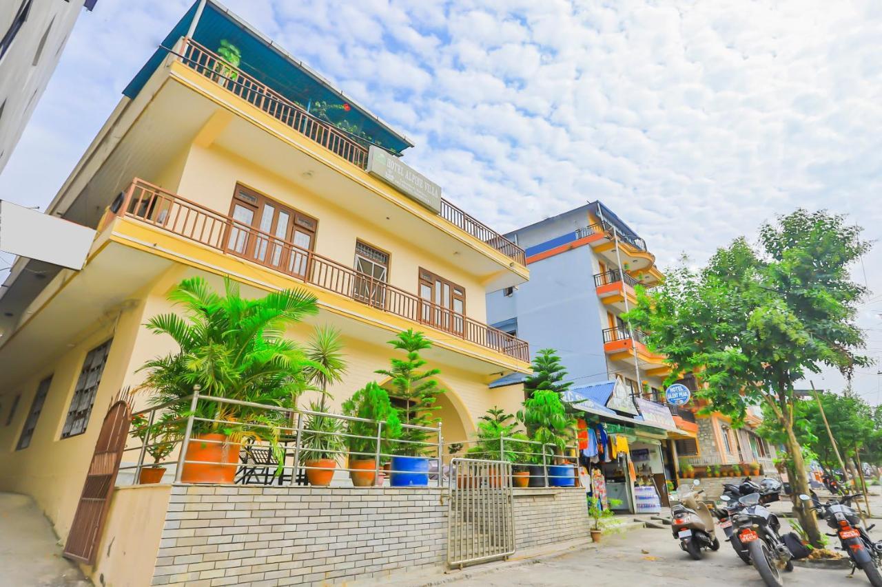 Hotel Alpine Villa Pokhara Exterior foto
