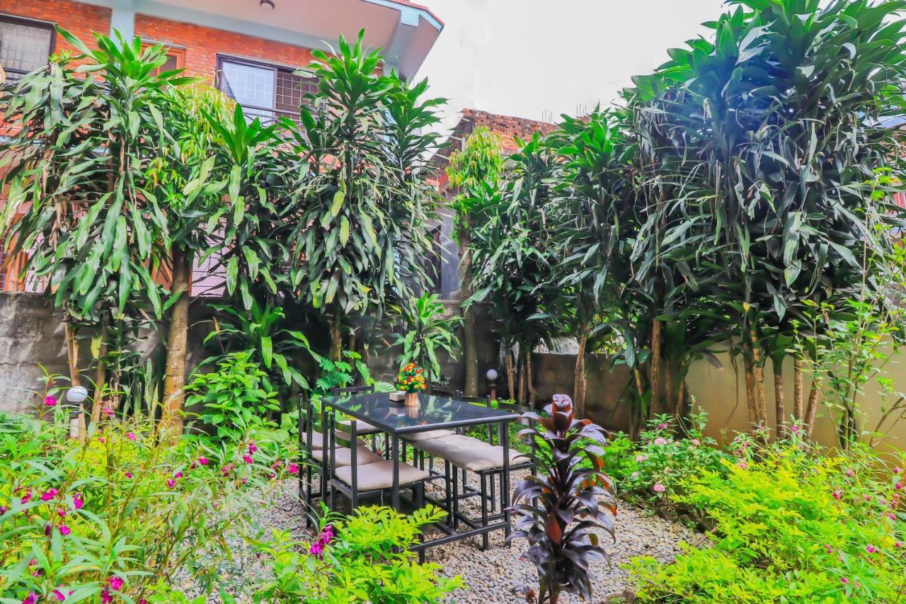 Hotel Alpine Villa Pokhara Exterior foto